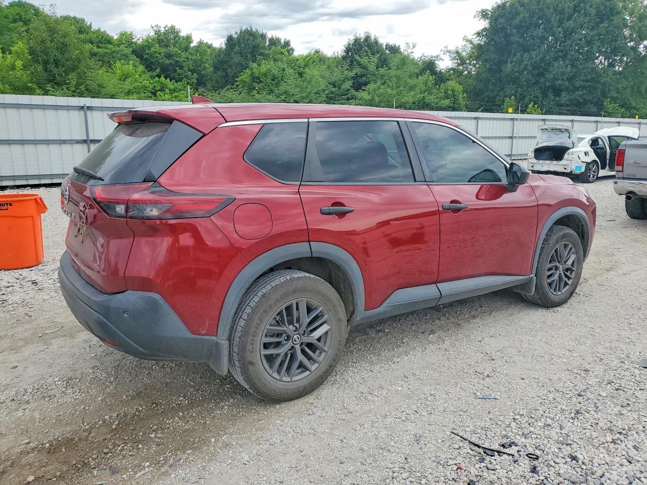 2021 Nissan Rogue S - Фото 3