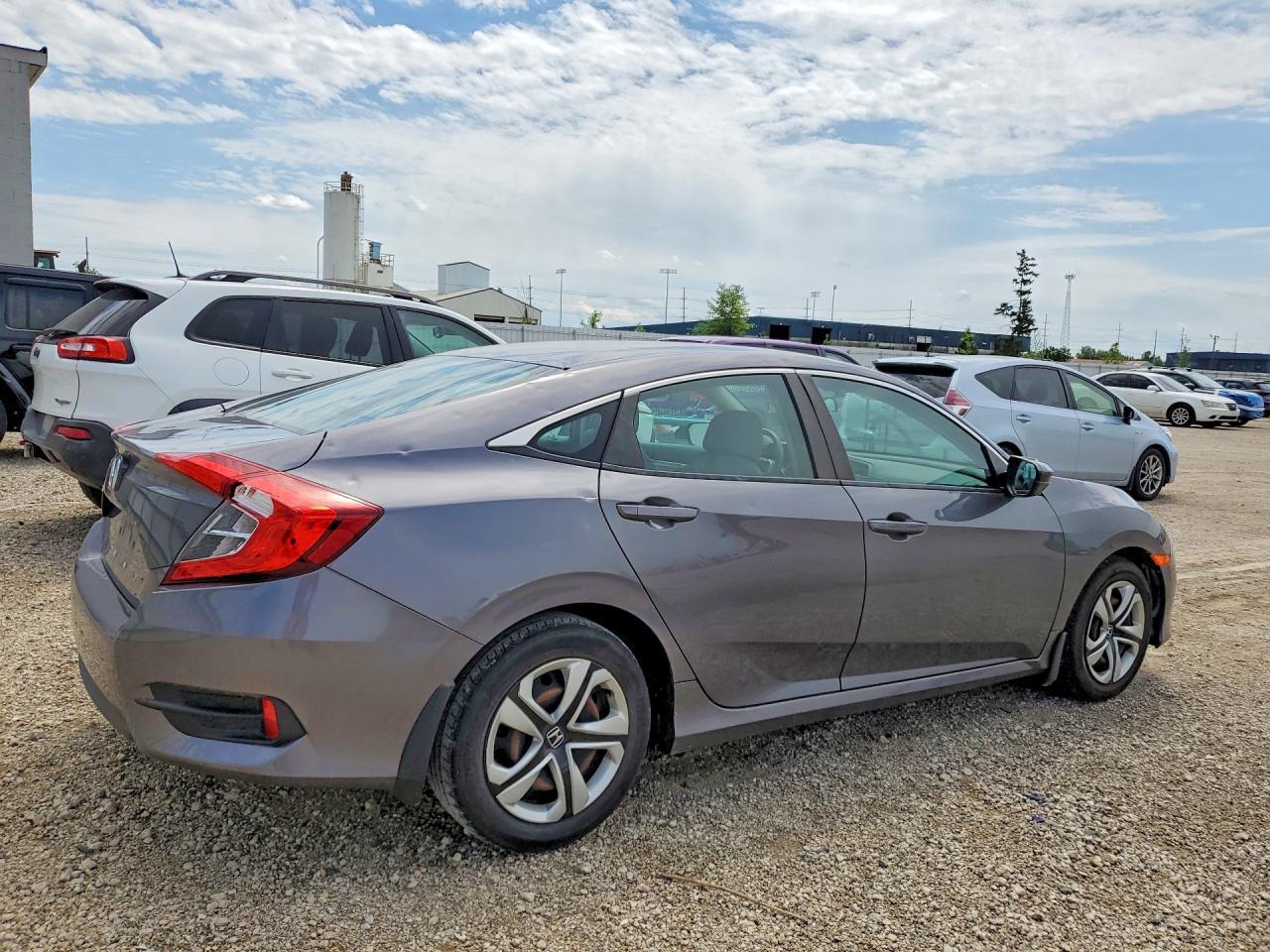 2018 Honda Civic Lx - Image 3