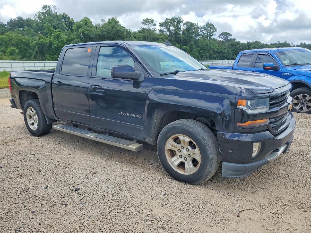 2016 Chevrolet Silverado K1500 Lt - Image 4
