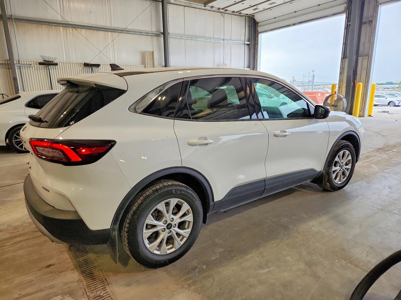 2024 Ford Escape Active - Фото 3