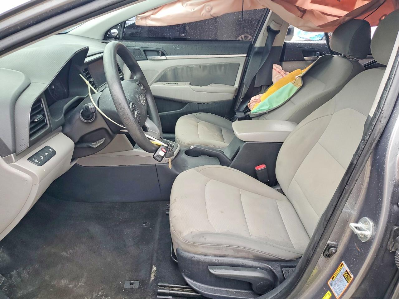 2020 Hyundai Elantra Sel - Фото 7