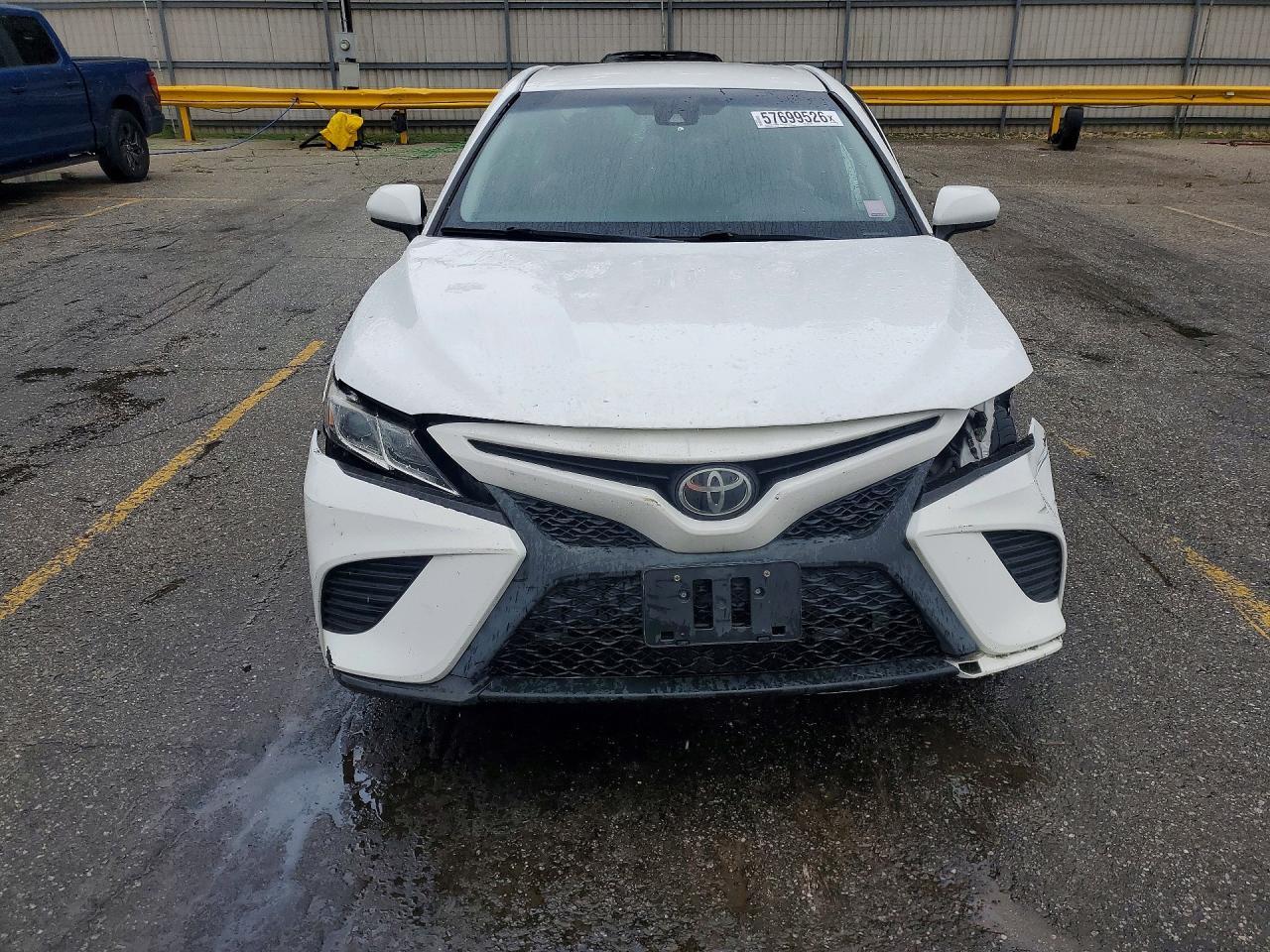 2018 Toyota Camry Se - Фото 5