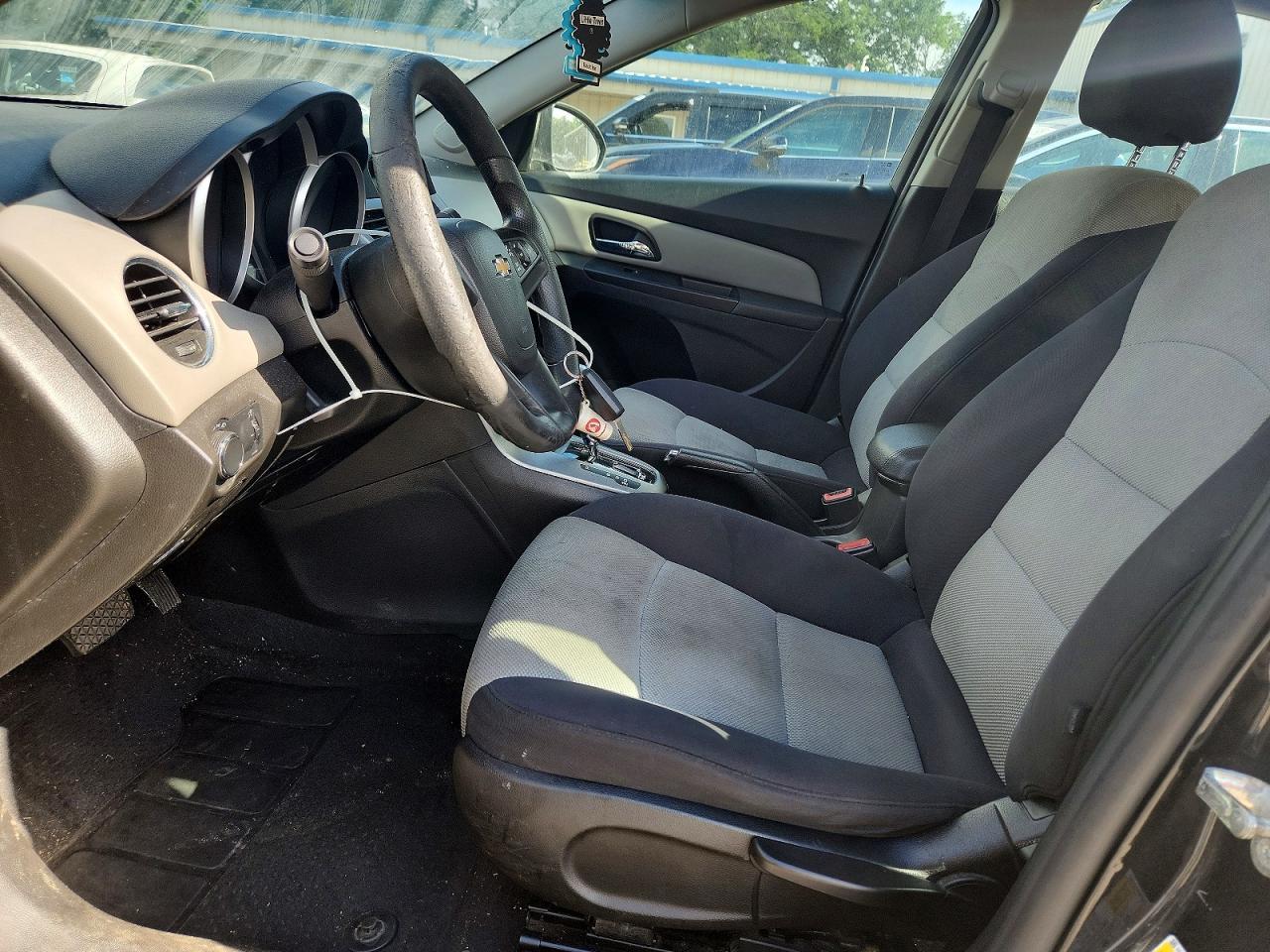 2014 Chevrolet Cruze Ls - Фото 7