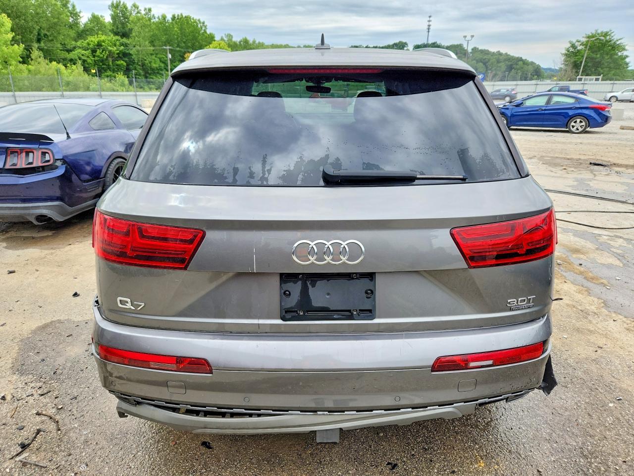 2017 Audi Q7 Premium Plus - Фото 6