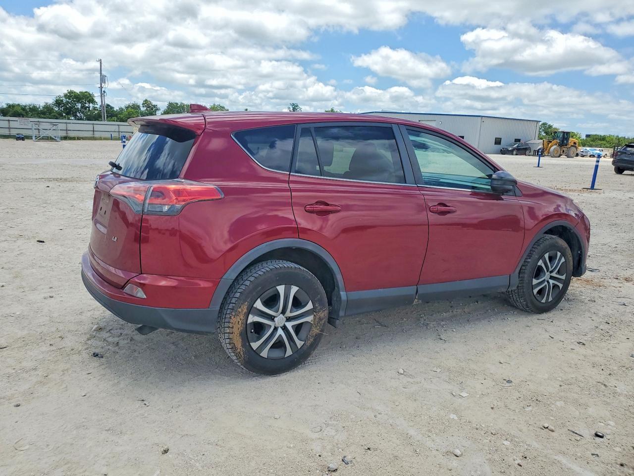 2018 Toyota Rav4 Le - Image 3