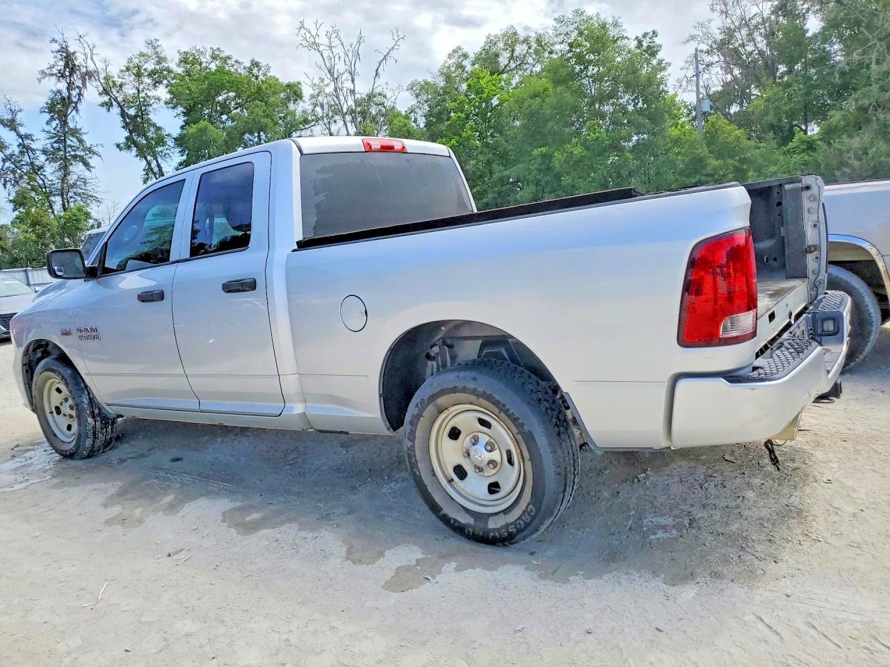 2016 Ram 1500 St - Фото 2