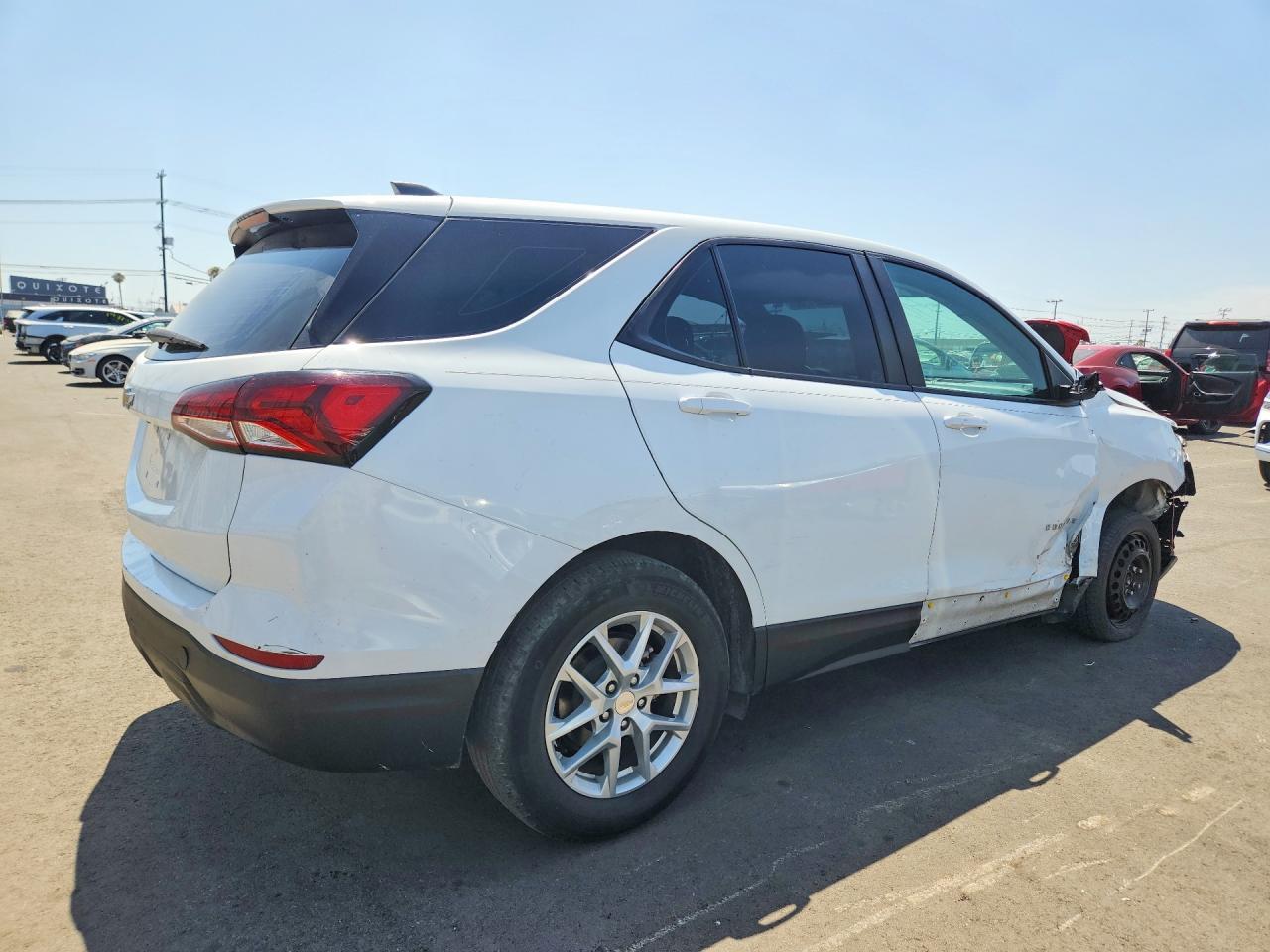 2022 Chevrolet Equinox Ls - Image 3