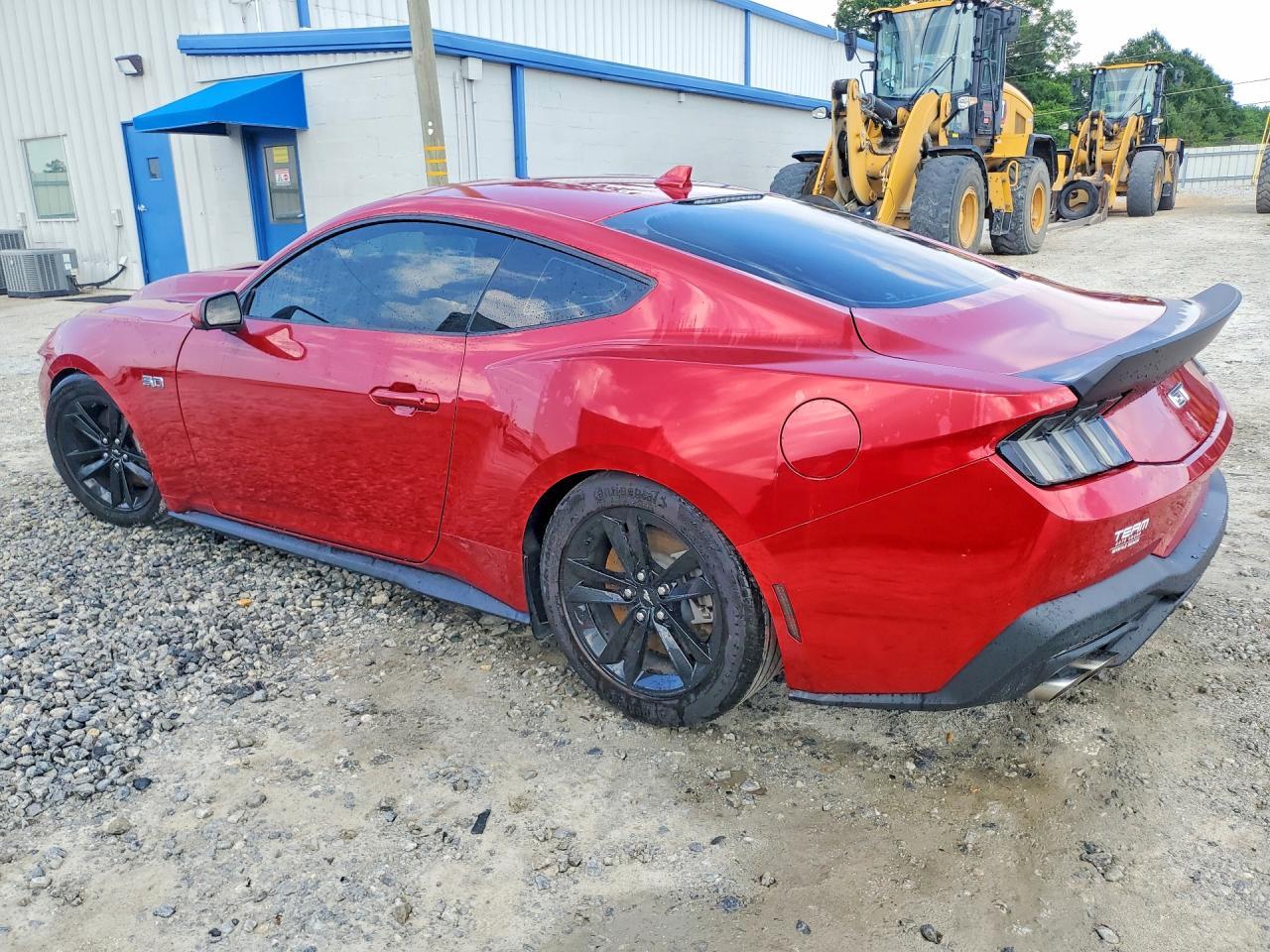 2024 Ford Mustang Gt - Фото 2
