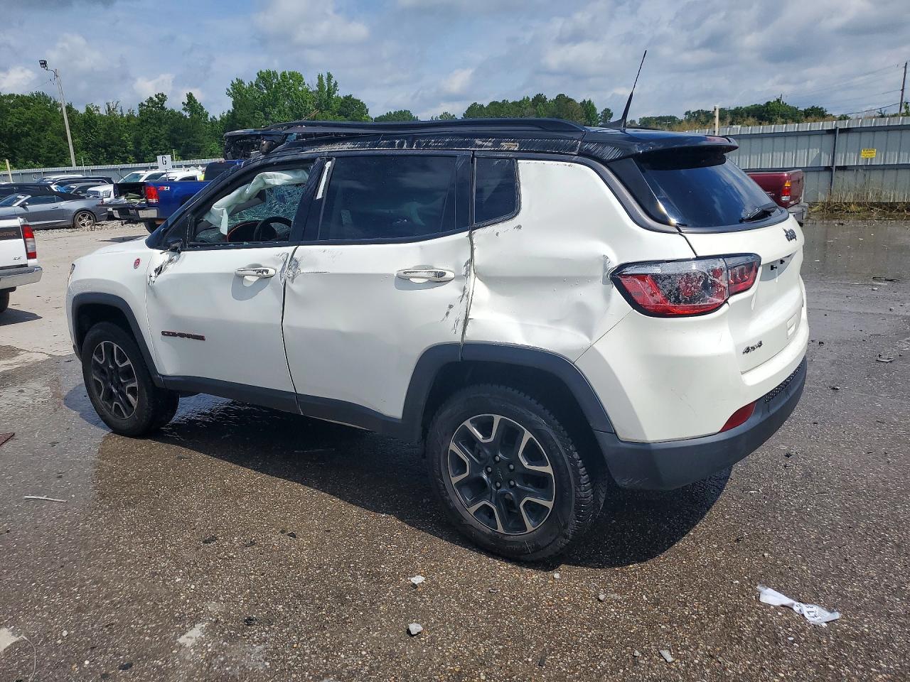 2020 Jeep Compass Trailhawk - Фото 2