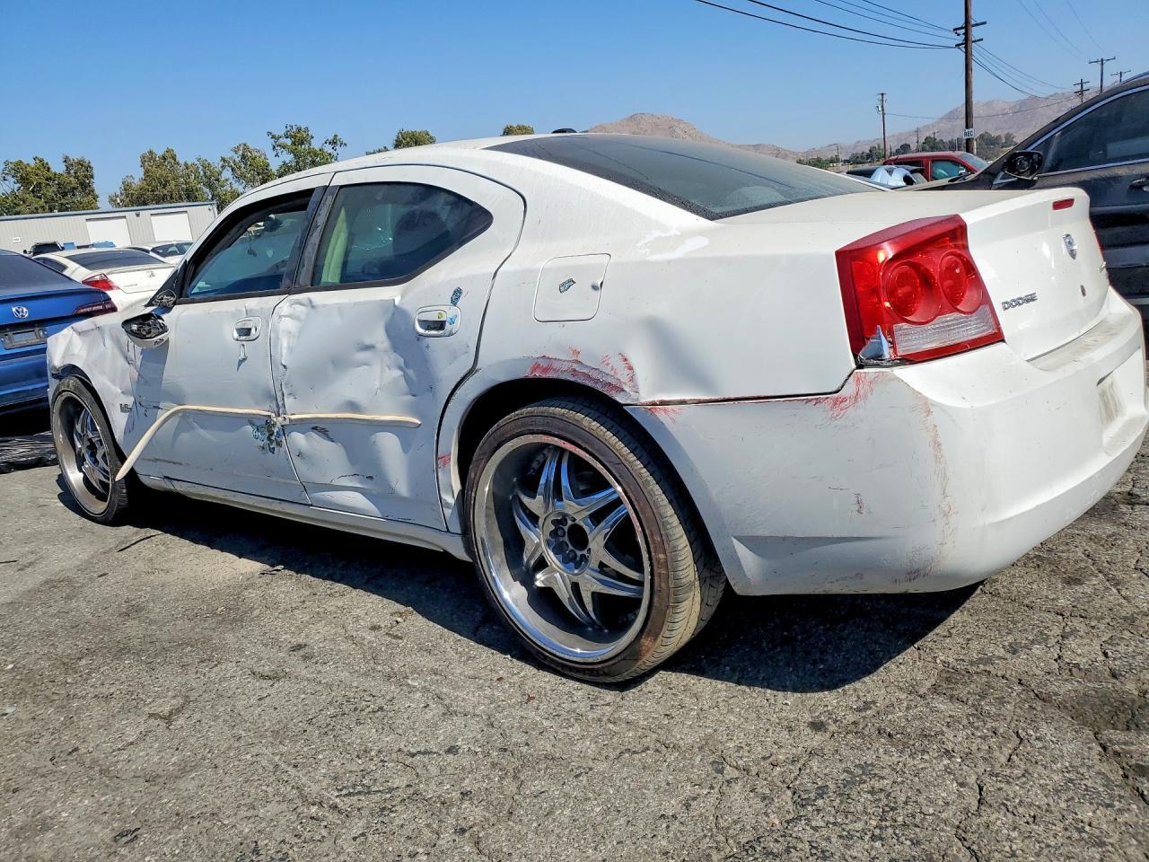 2010 Dodge Charger Sxt - Image 2