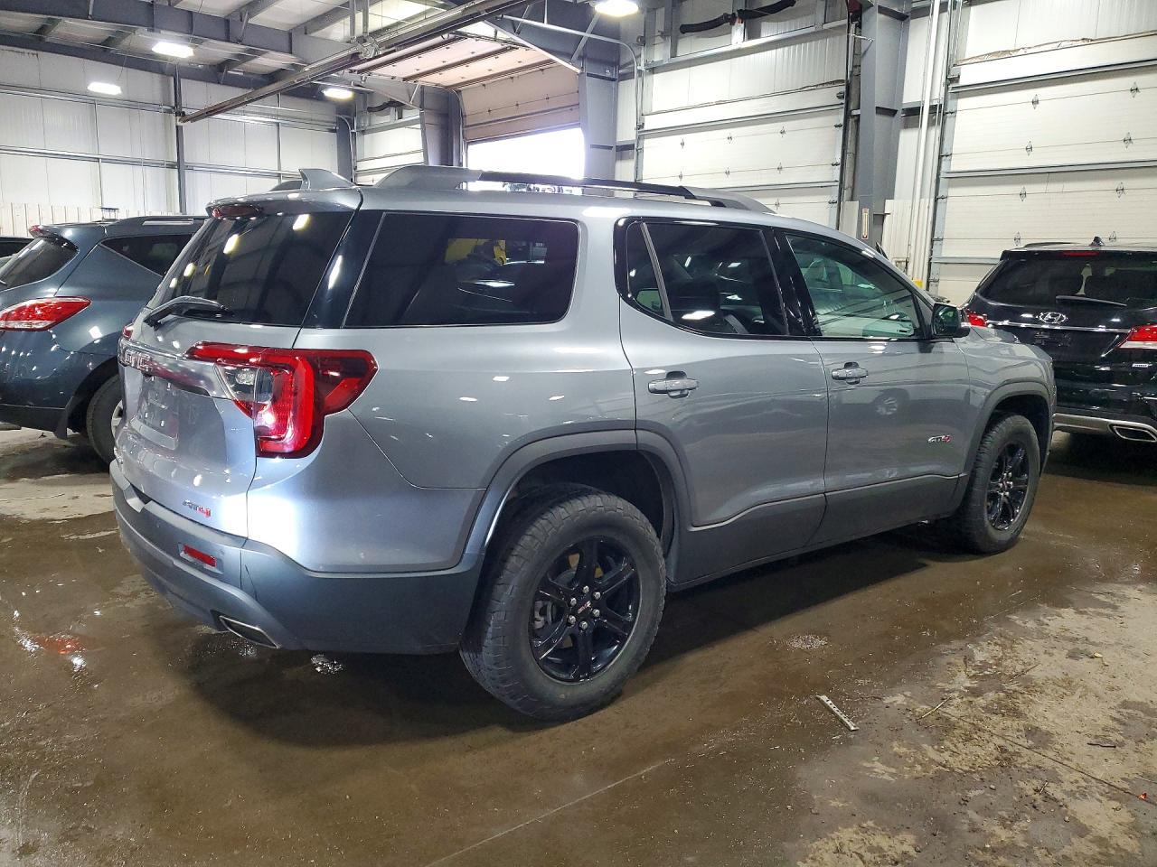2022 GMC Acadia At4 - Image 3