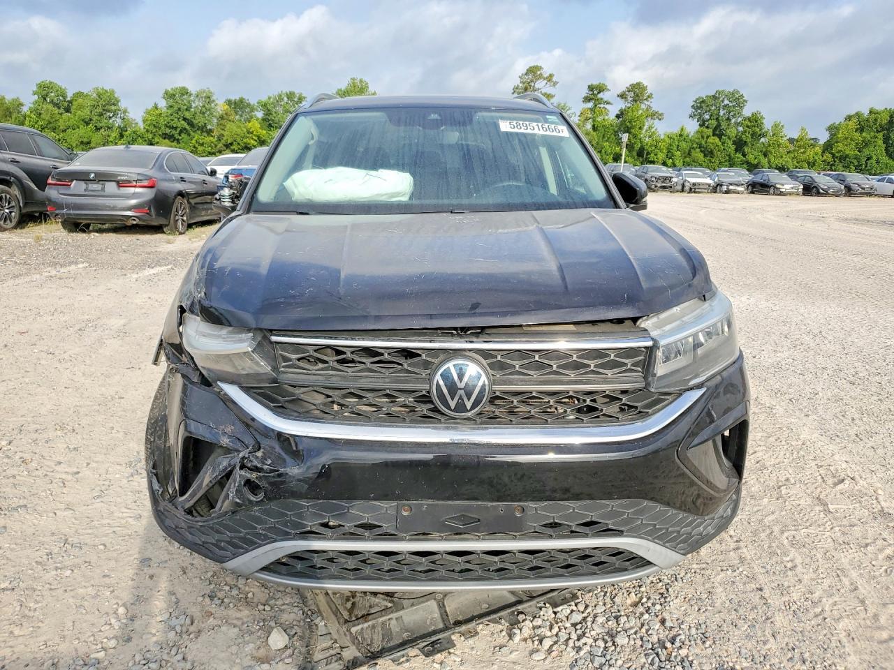 2023 Volkswagen Taos Se - Фото 5