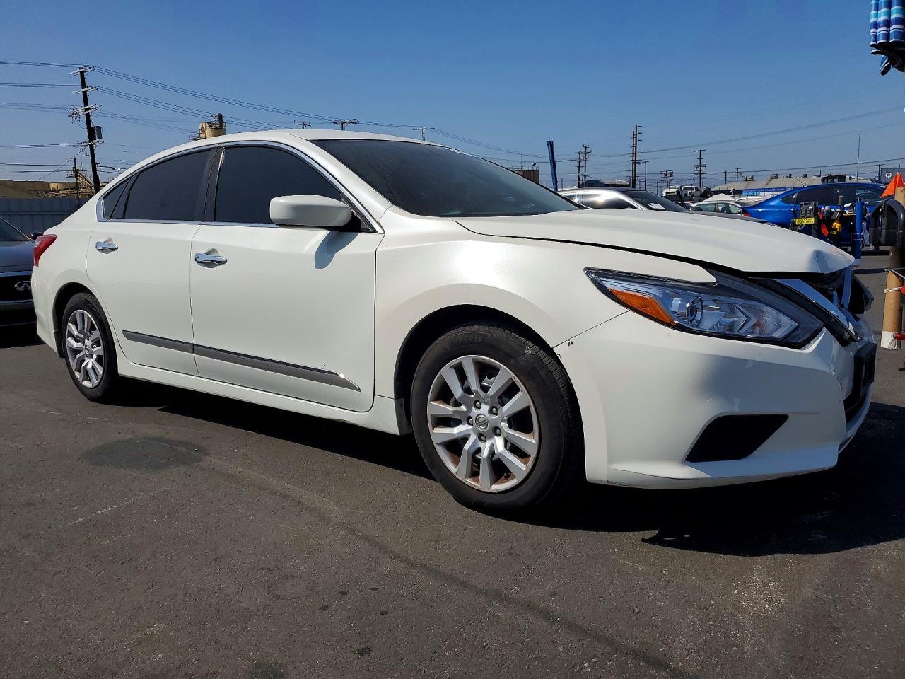 2016 Nissan Altima 2.5 S - Фото 4