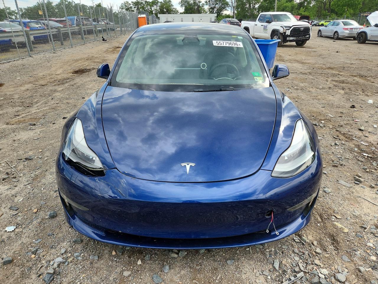2022 Tesla 3 - Image 5