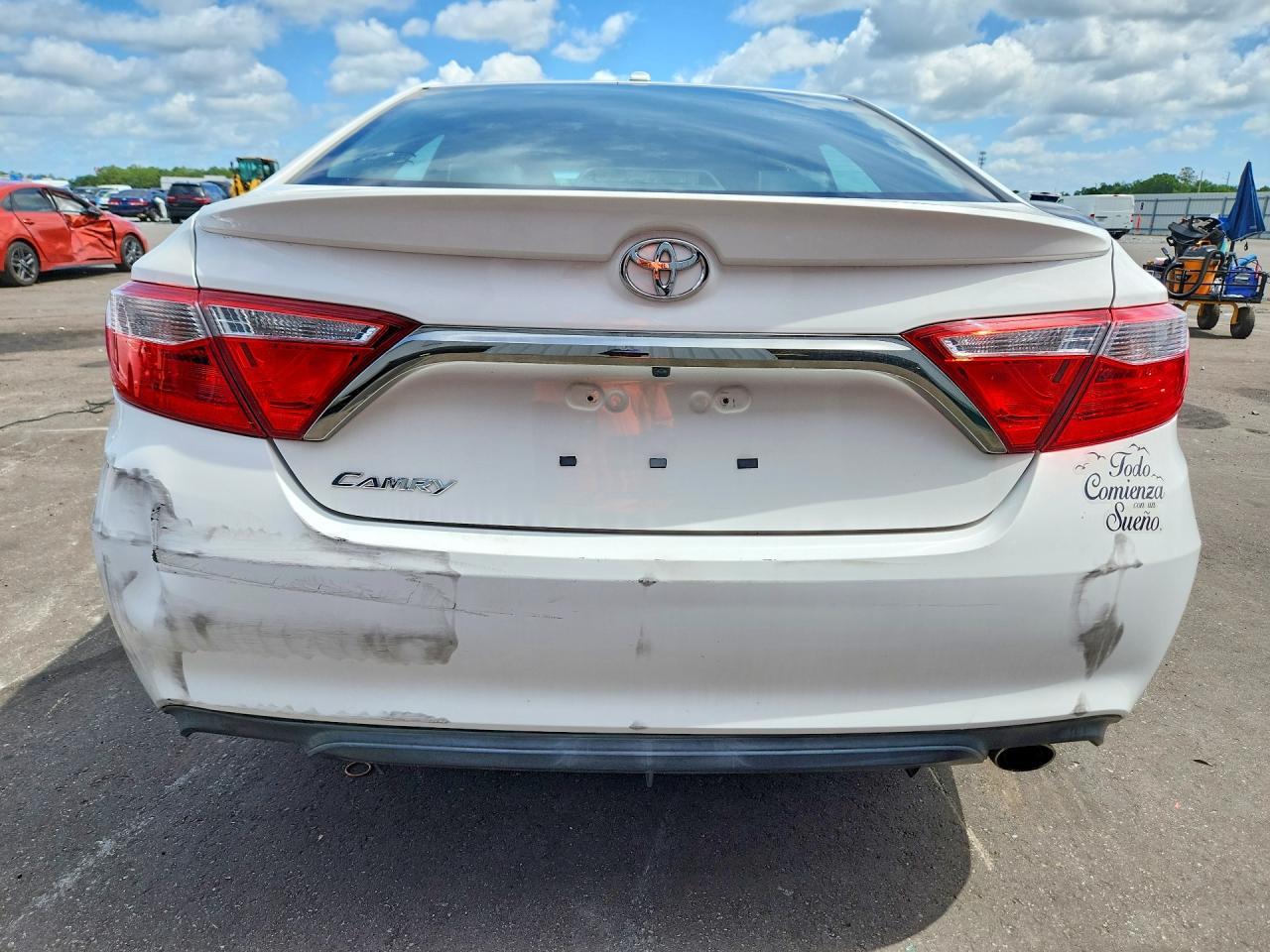 2015 Toyota Camry Se - Image 6