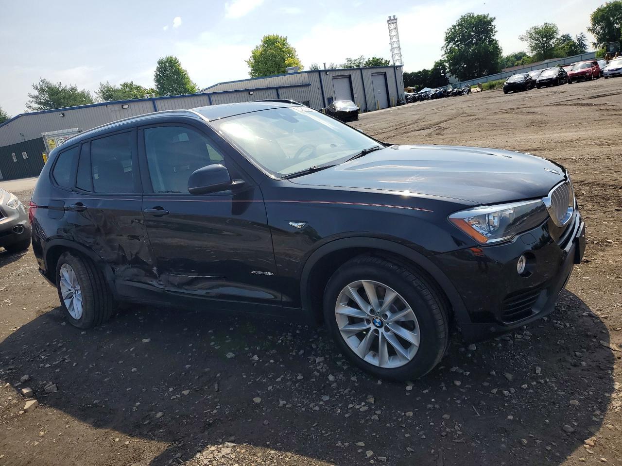 2017 BMW X3 xDrive28I - Фото 4