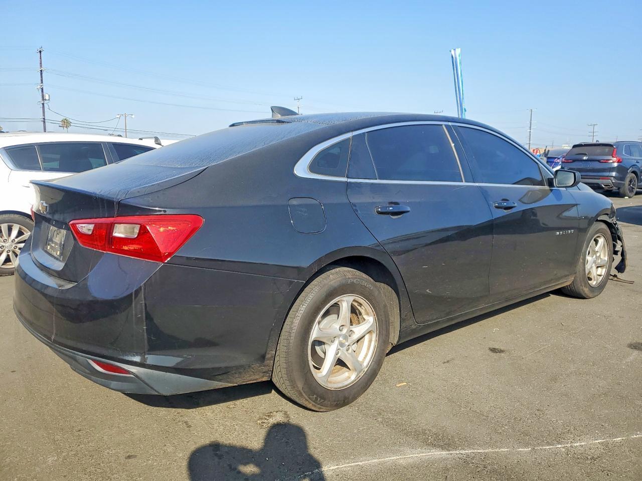 2018 Chevrolet Malibu Ls - Image 3