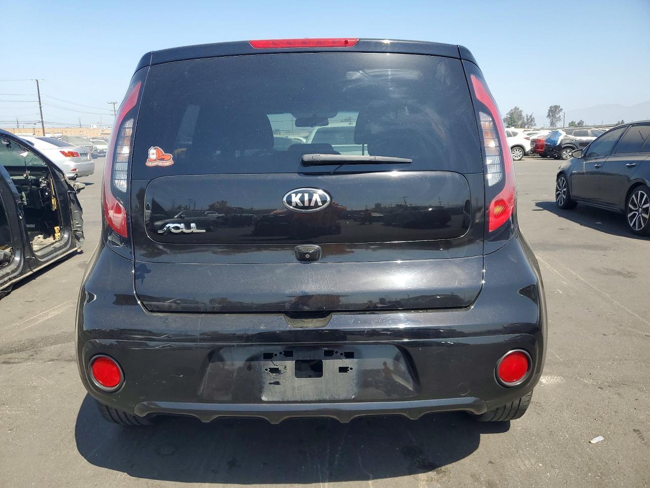 2018 Kia Soul + - Image 6