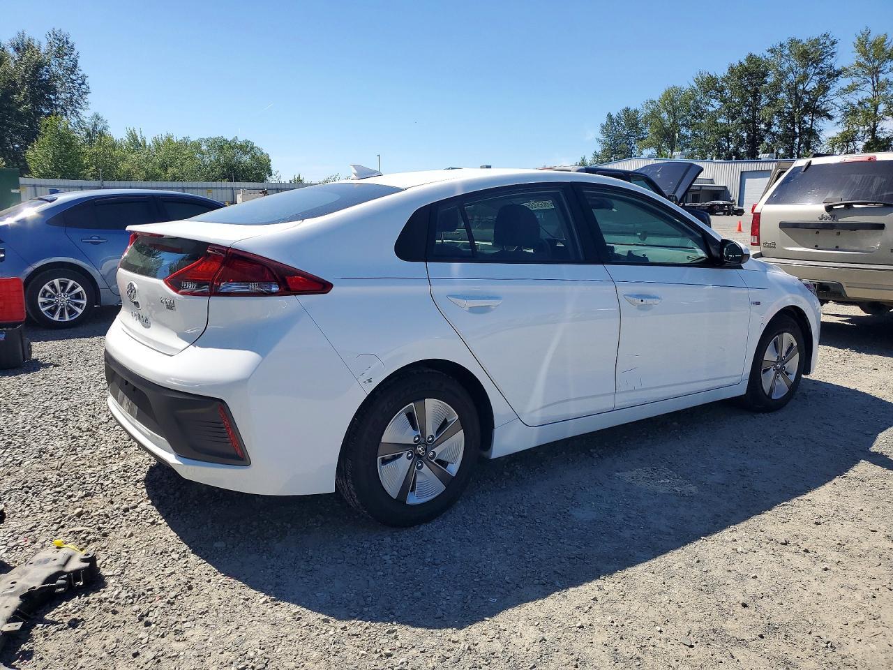 2020 Hyundai Ioniq Blue - Image 3