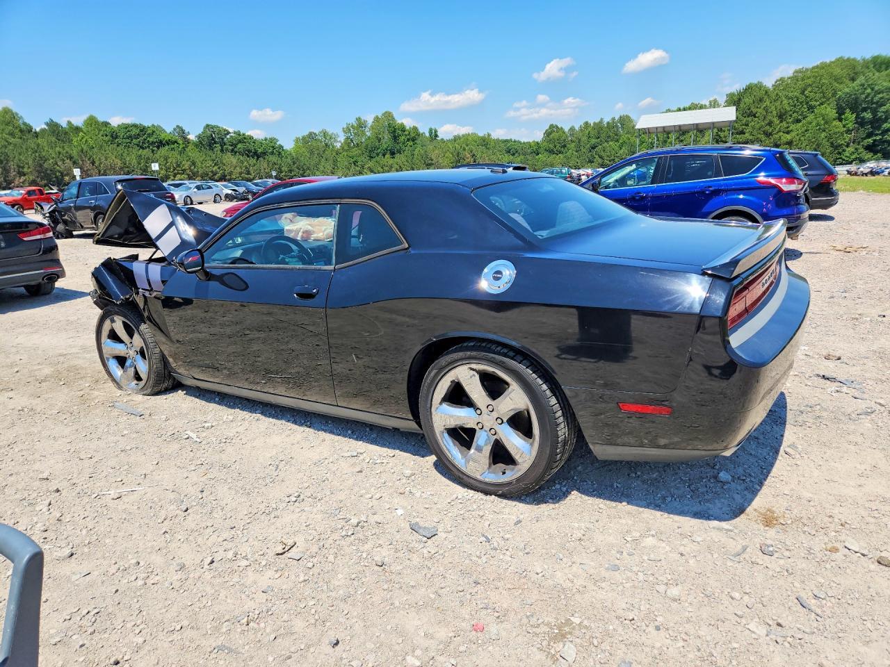 2013 Dodge Challenger R/T - Image 2