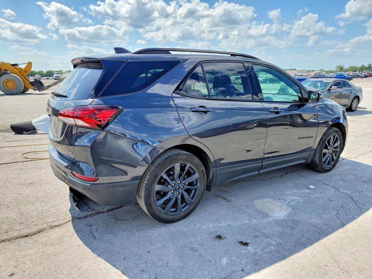 2022 Chevrolet Equinox Rs - Фото 3