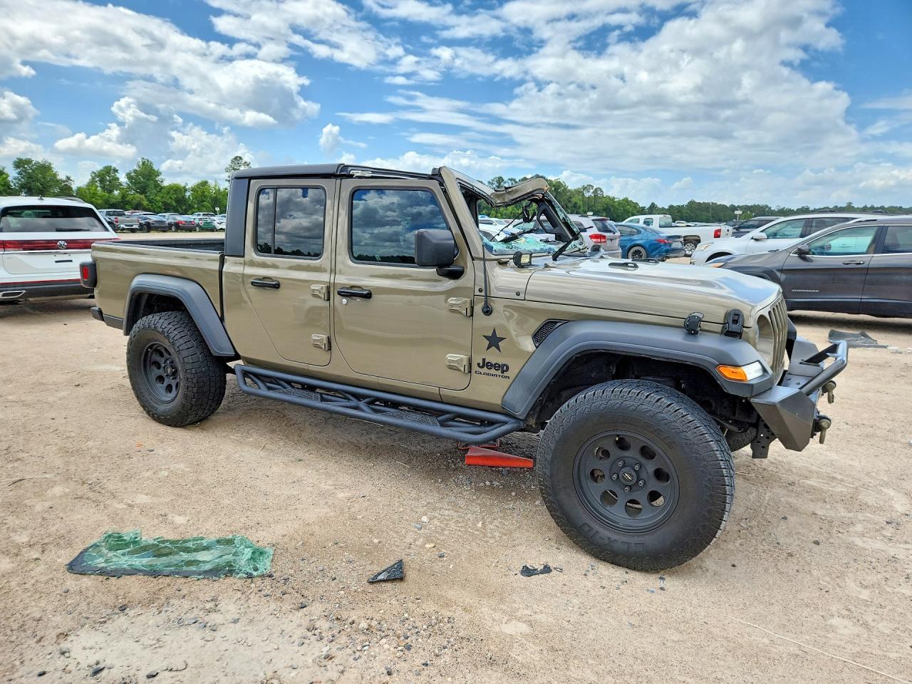 2020 Jeep Gladiator Sport - Image 4
