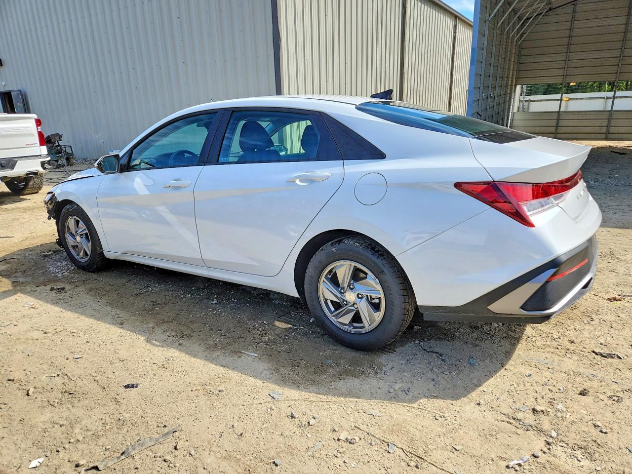 2024 Hyundai Elantra Se - Фото 2