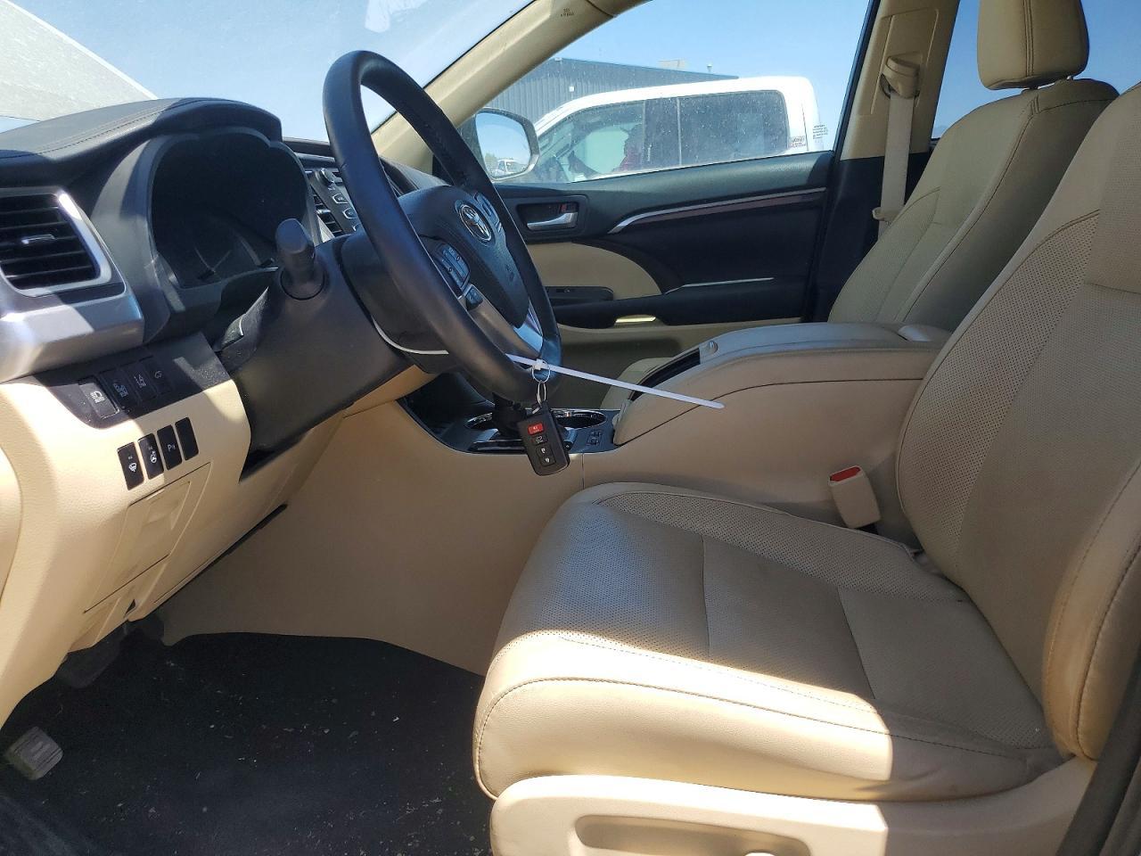 2015 Toyota Highlander Hybrid Limited Platinum - Фото 7
