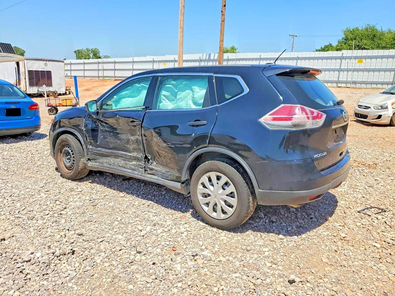 2016 Nissan Rogue S - Фото 2