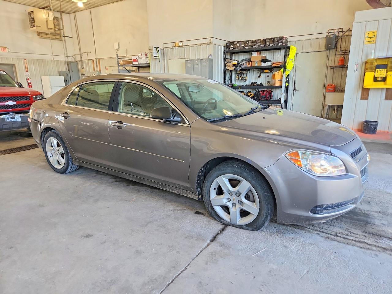 2012 Chevrolet Malibu Ls - Фото 4