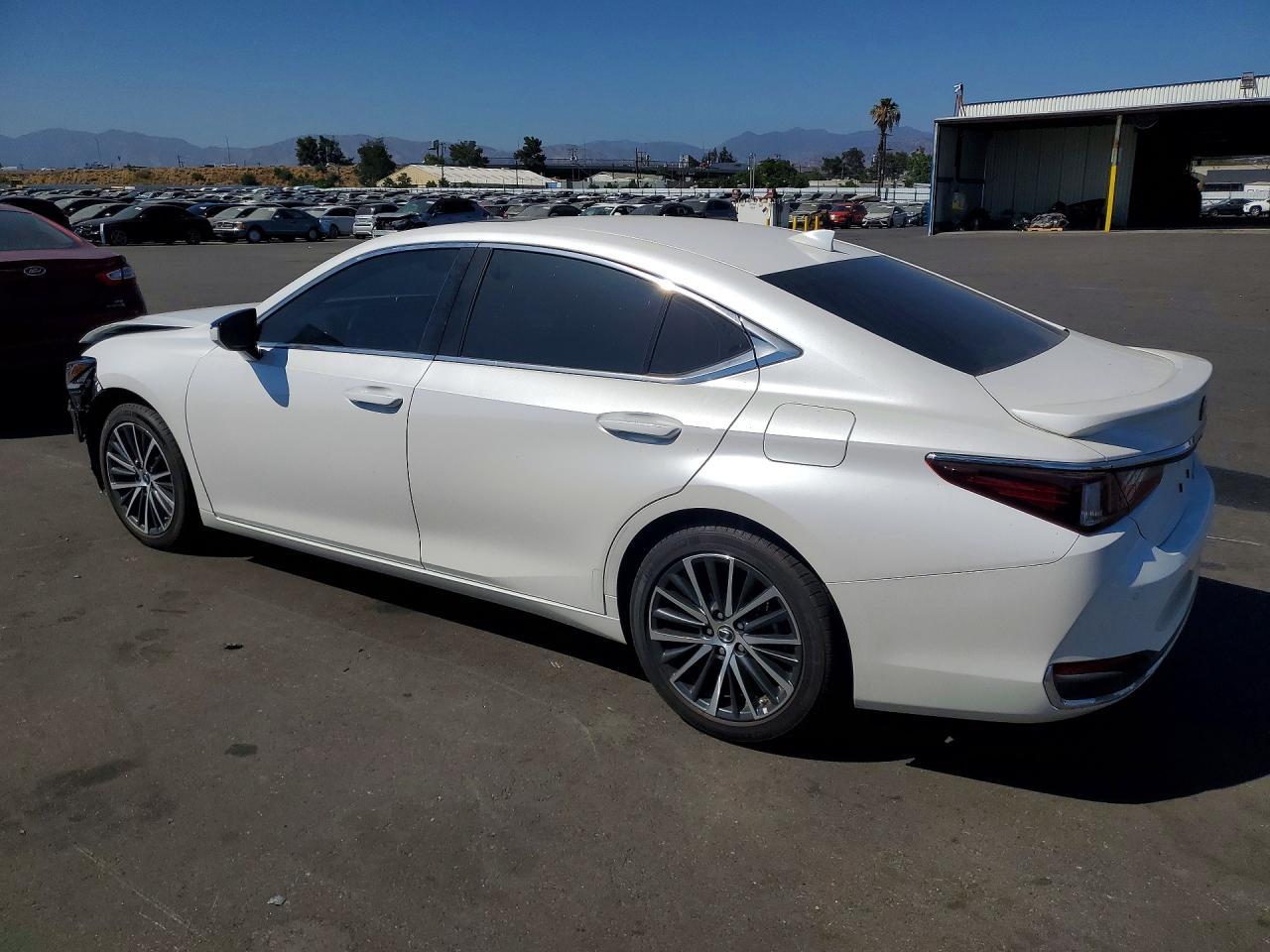 2025 Lexus Es 300H Base - Фото 2