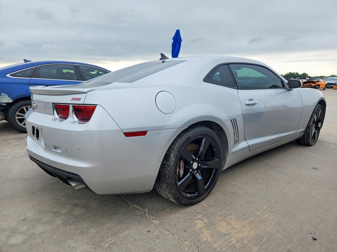 2011 Chevrolet Camaro 2Ss - Фото 3