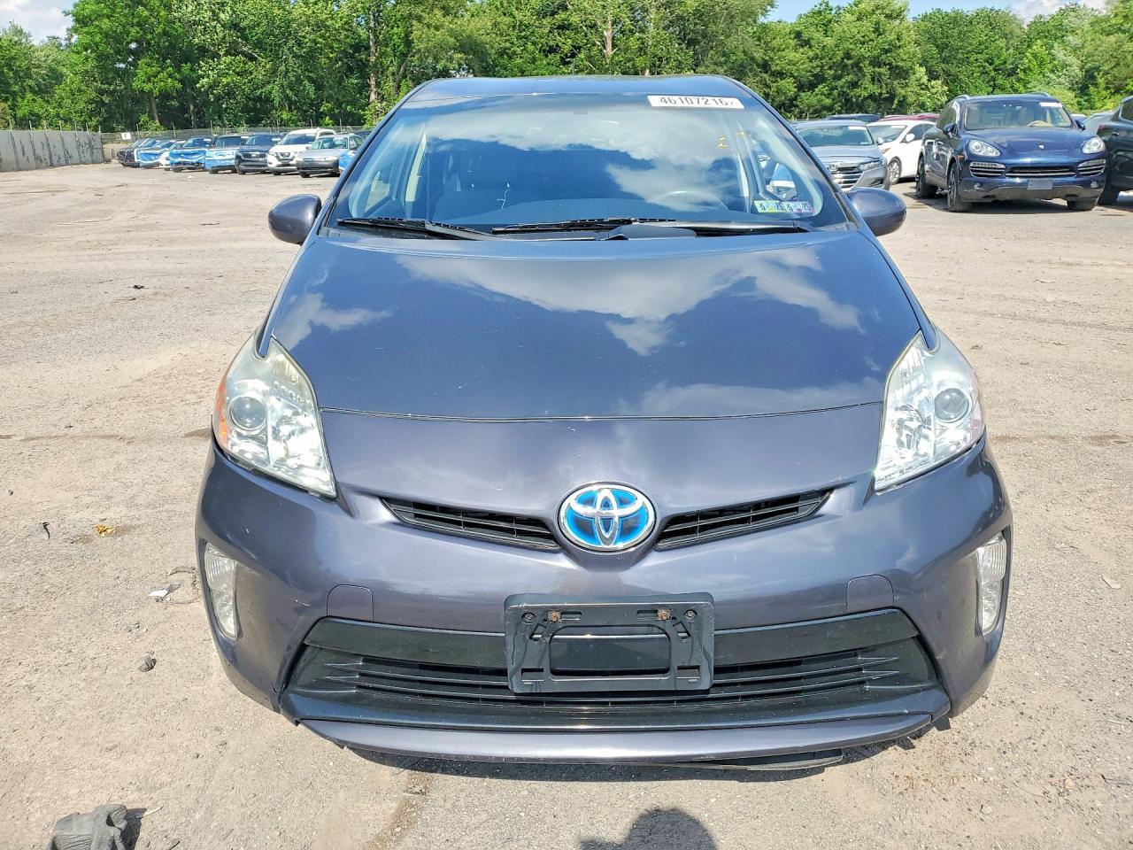 2015 Toyota Prius Three - Image 5