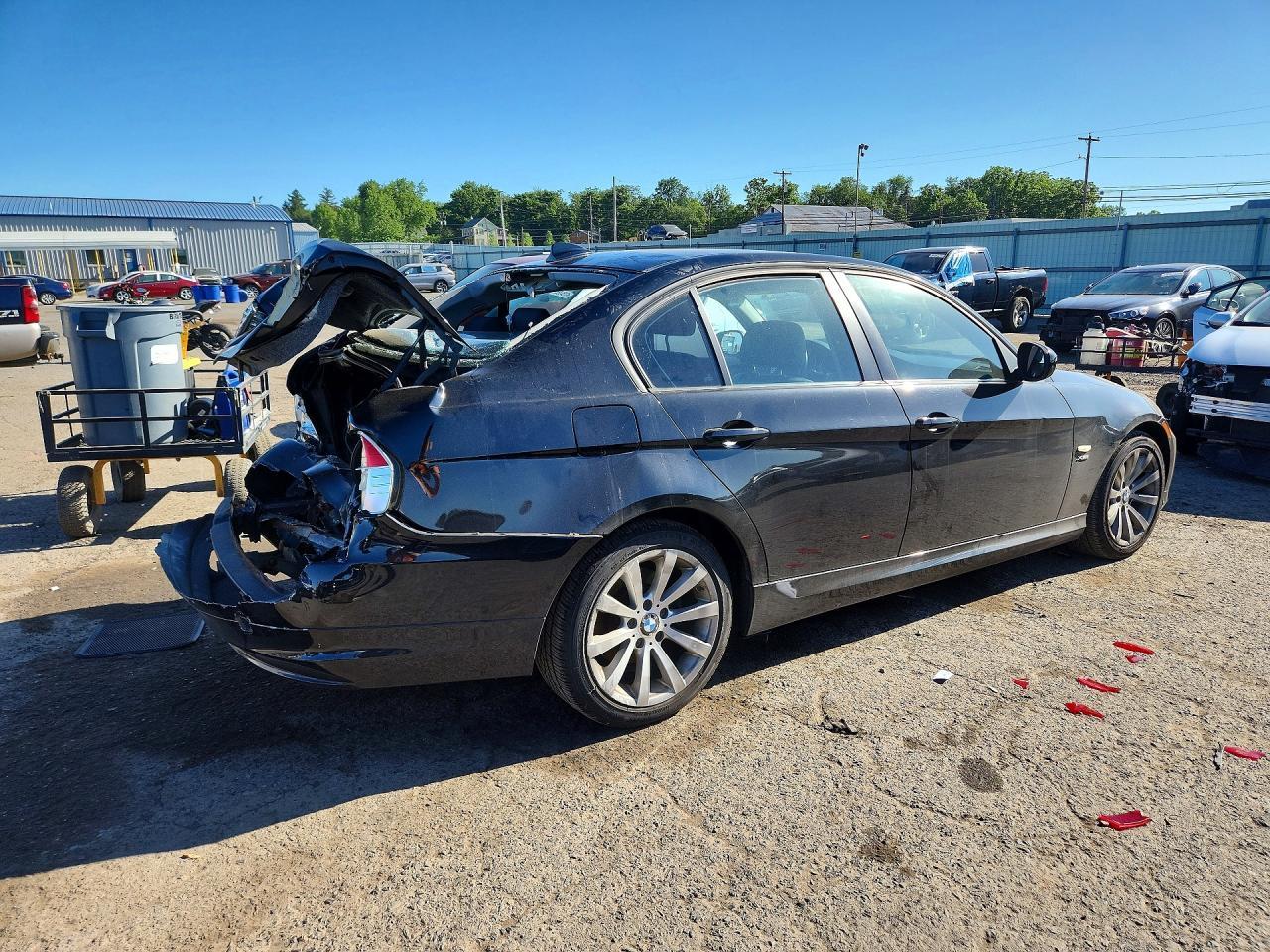 2011 BMW 328I - Фото 3