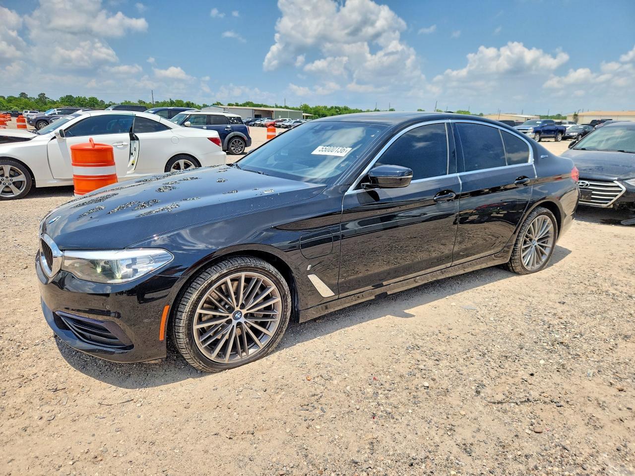 2019 BMW 530E
