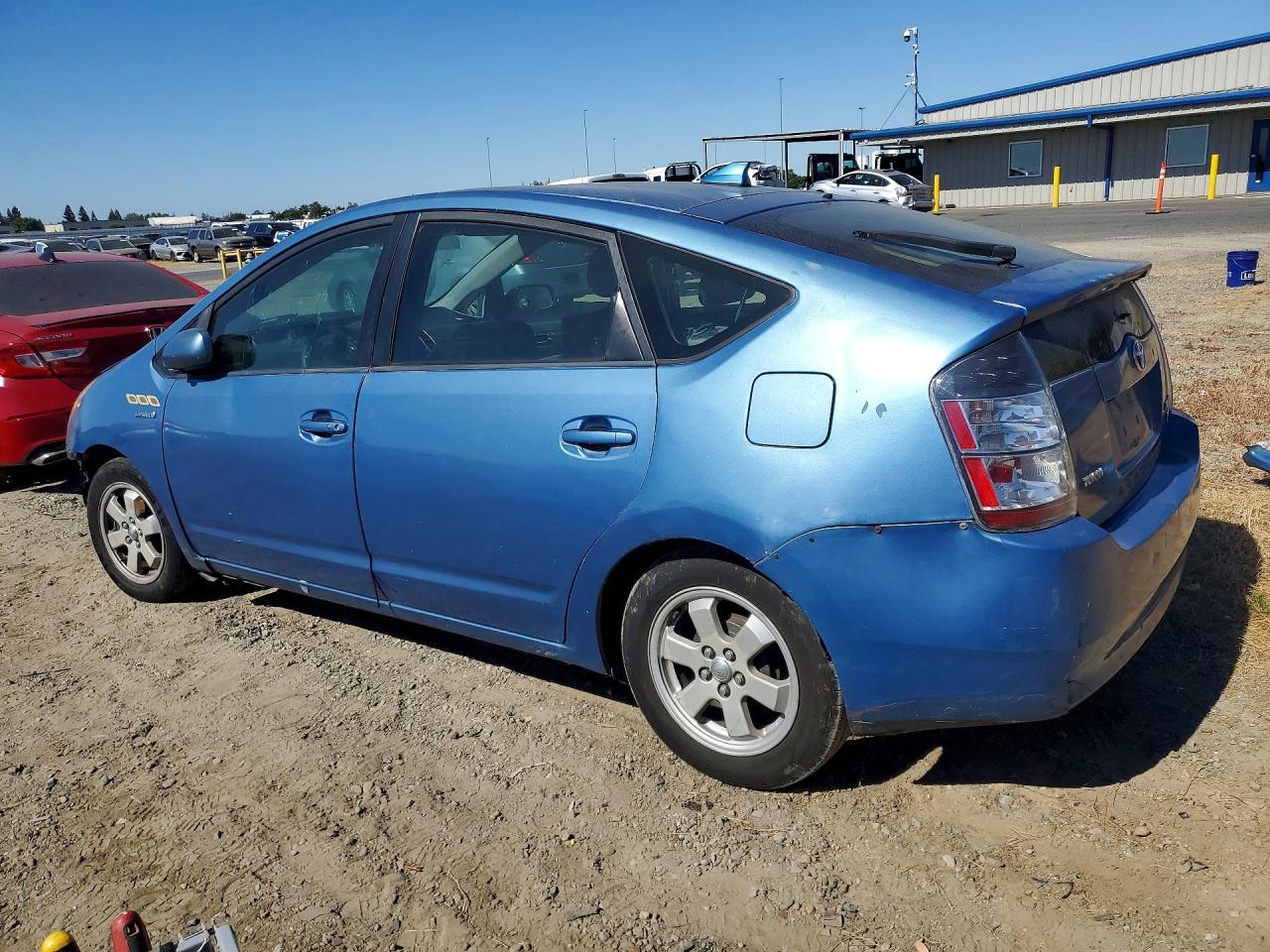 2007 Toyota Prius - Image 2