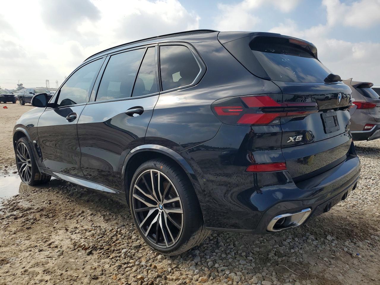 2024 BMW X5 xDrive40I - Фото 2