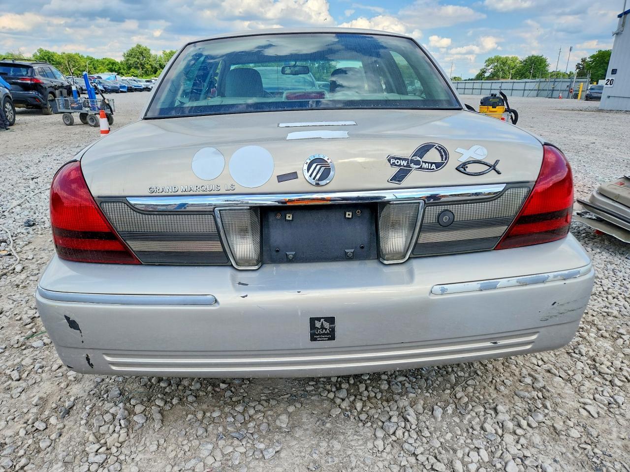 2010 Mercury Grand Marquis Ls - Фото 6