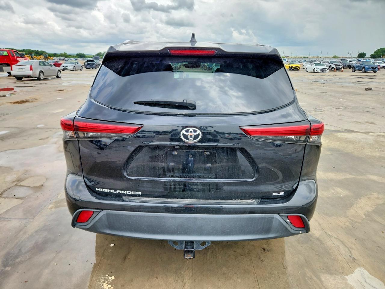 2022 Toyota Highlander Xle - Image 6