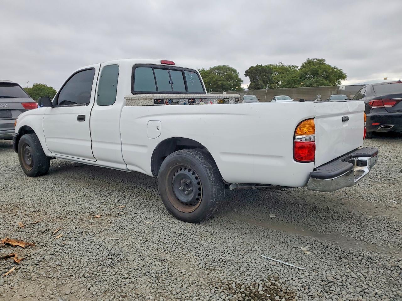 1997 Toyota Tacoma Xtracab - Image 2