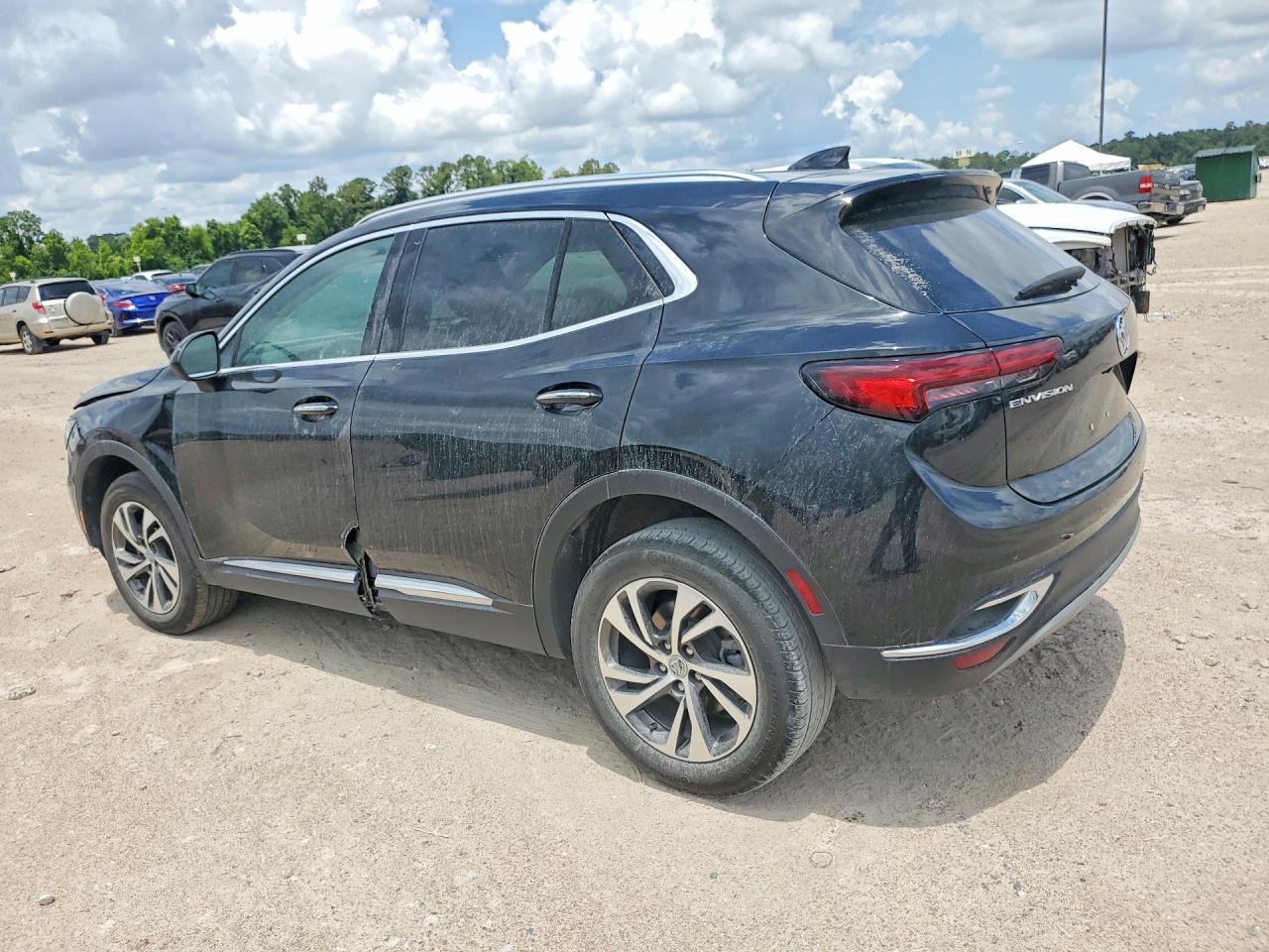 2023 Buick Envision Essence - Image 2