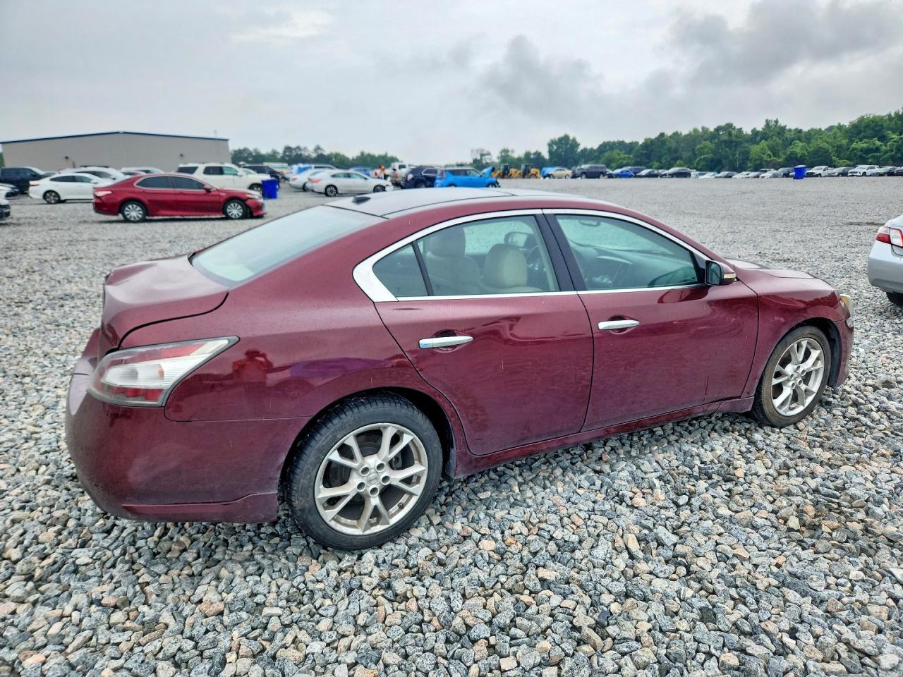 2012 Nissan Maxima 3.5 S - Image 3