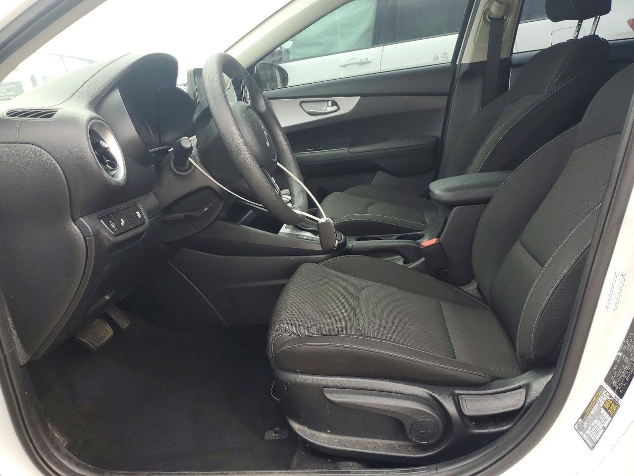 2024 Kia Forte Lxs - Image 7