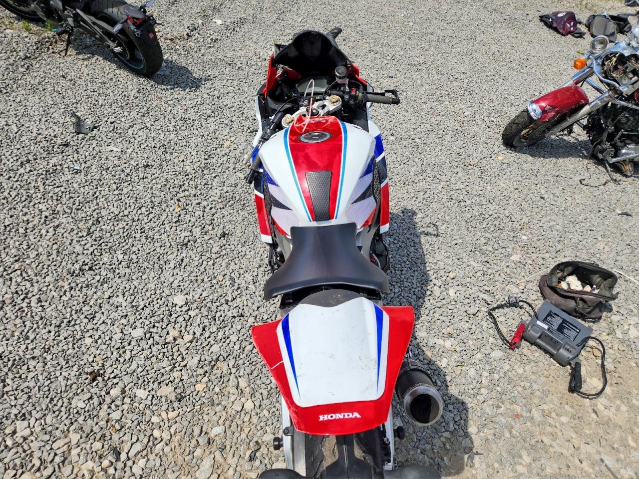 2014 Honda Cbr1000 S - Image 6
