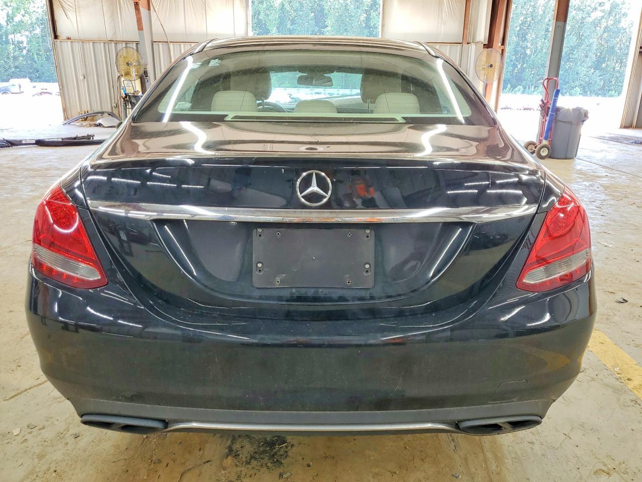 2015 Mercedes-Benz C 300 - Фото 6