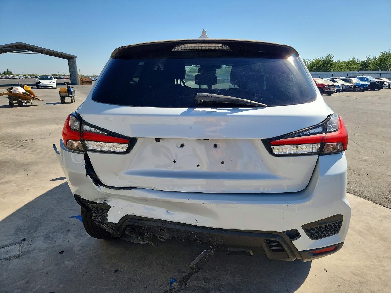 2022 Mitsubishi Outlander Sport Se - Фото 6