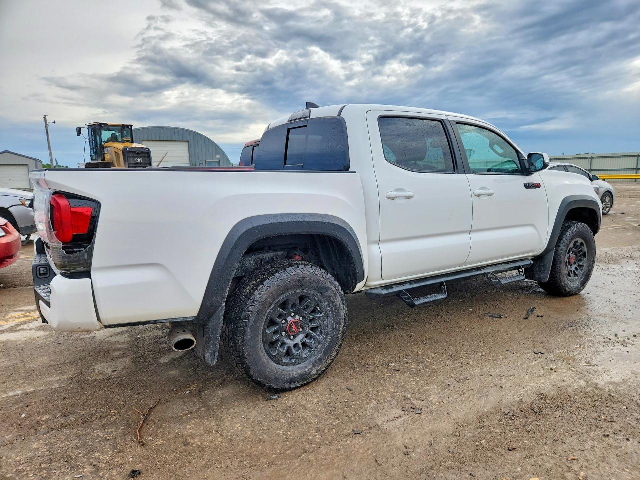 2019 Toyota Tacoma Trd Pro - Image 3