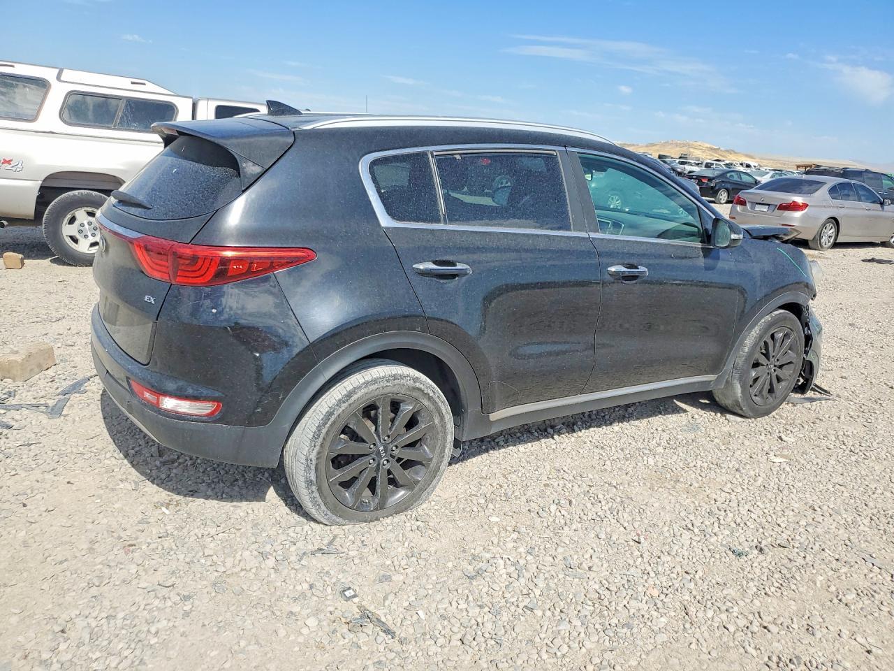 2019 Kia Sportage Ex - Image 3