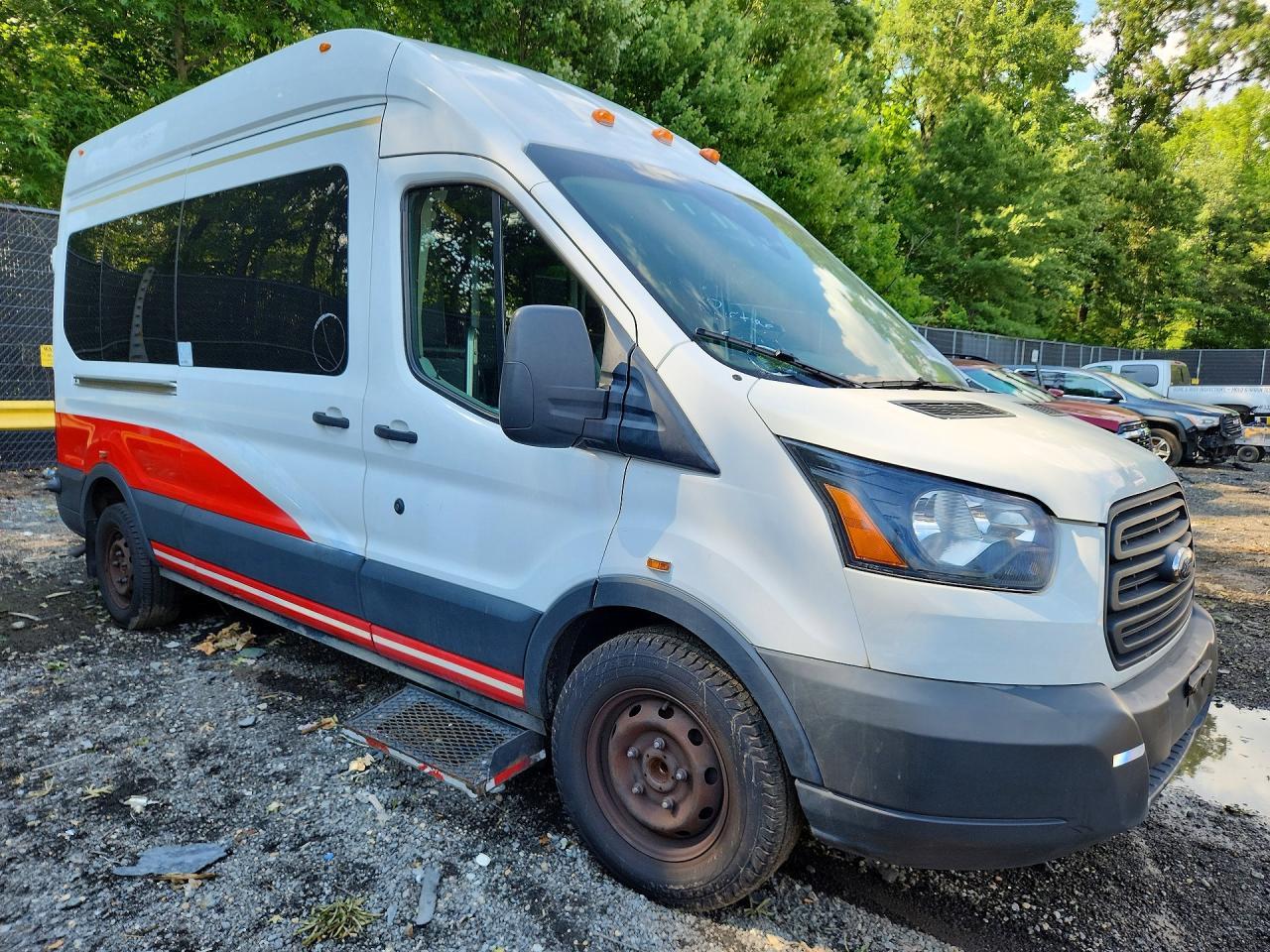 2018 Ford Transit T-350 Handicap Accessible Van - Фото 4