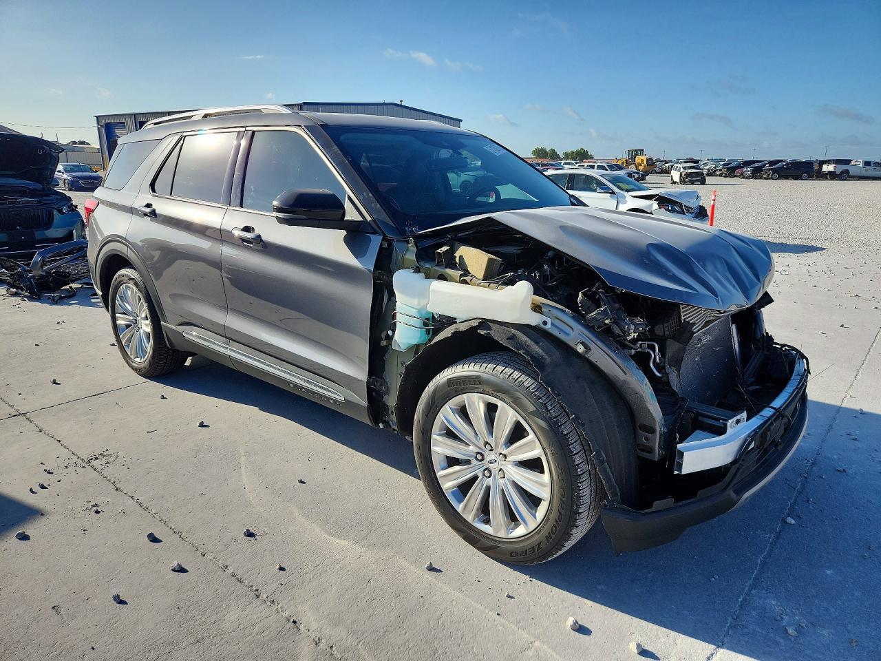 2022 Ford Explorer Limited - Image 4
